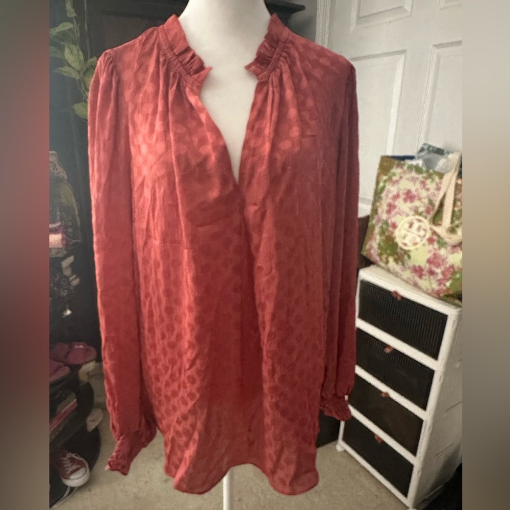 Max Studio sheer dot blouse size Large